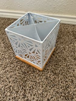 White Metal Geometric Cutout Desktop Pencil Holder, 4 Compartments, Wood Base