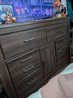 Ashley dresser long