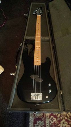 Oscar Schmidt Black bass guitar