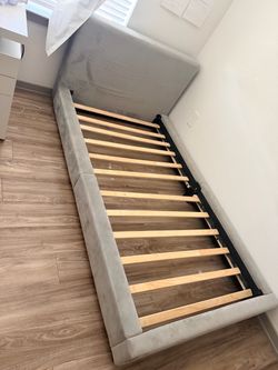 Twin bed