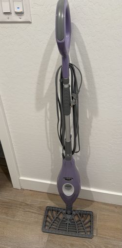 Shark floor steamer