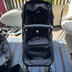 Bugaboo Cameleon 3  With Rain And Sun Guard Like New 450$