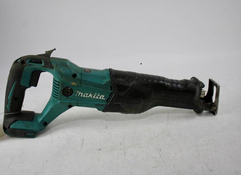 Makita XRJ04 Cordless Reciprocating Saw (tool only)