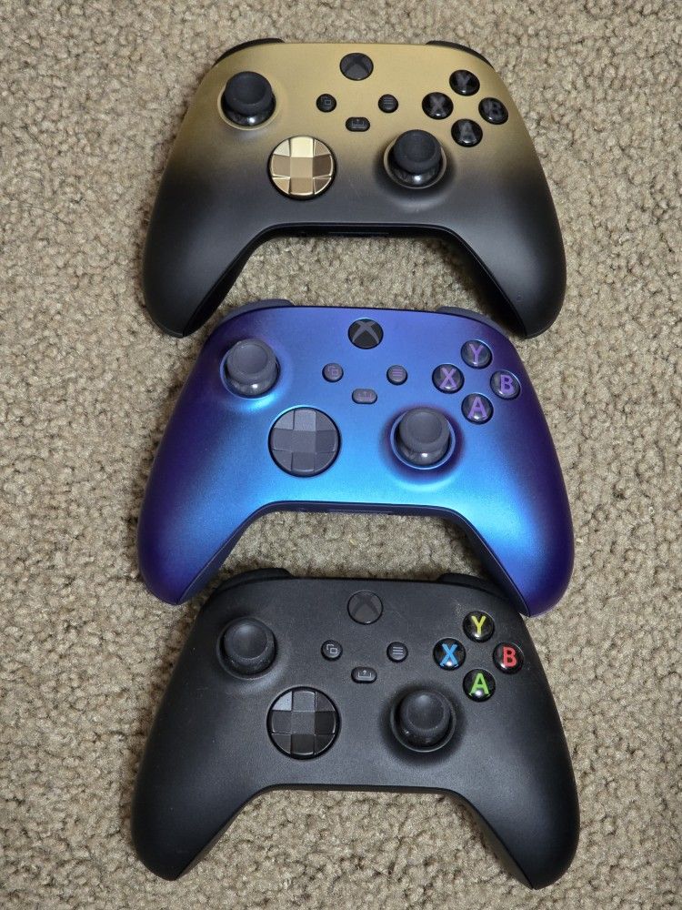Xbox Series X/S Controllers