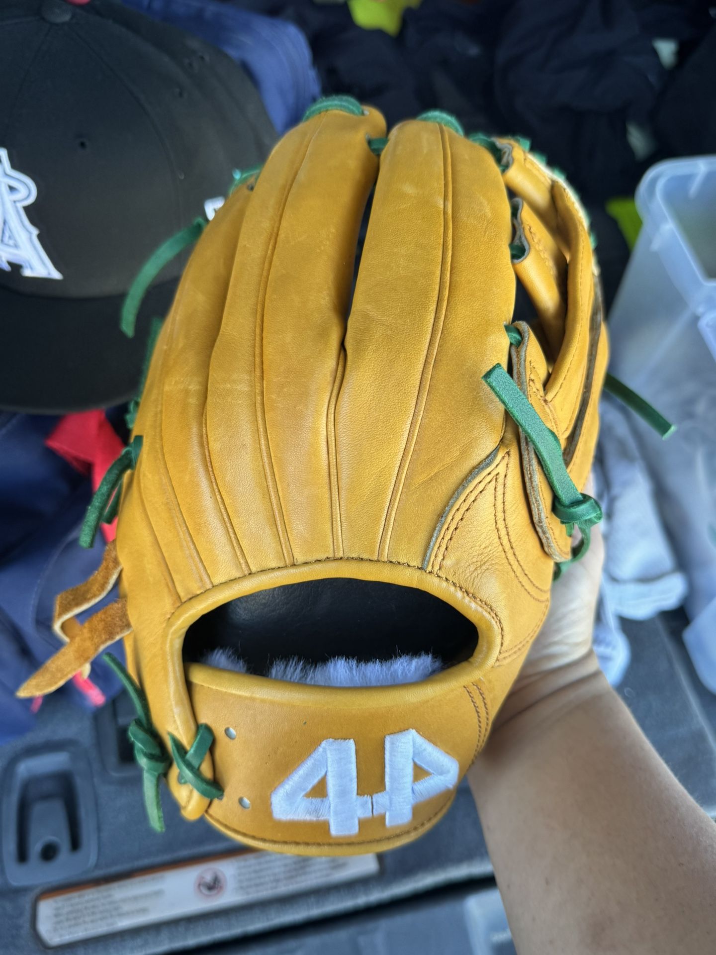 44 Pro Baseball Glove