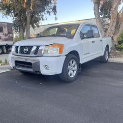 2011 Nissan Titan