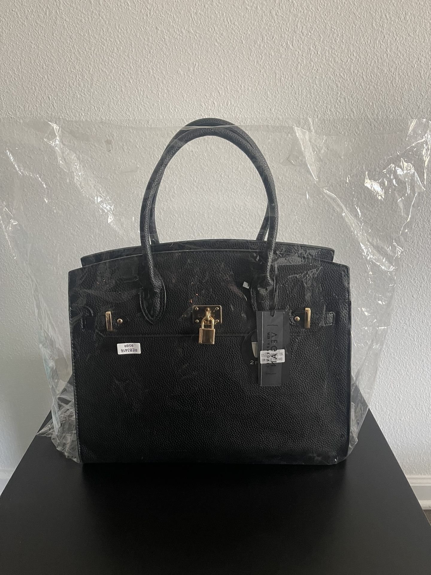 Black Handbag With Wallet