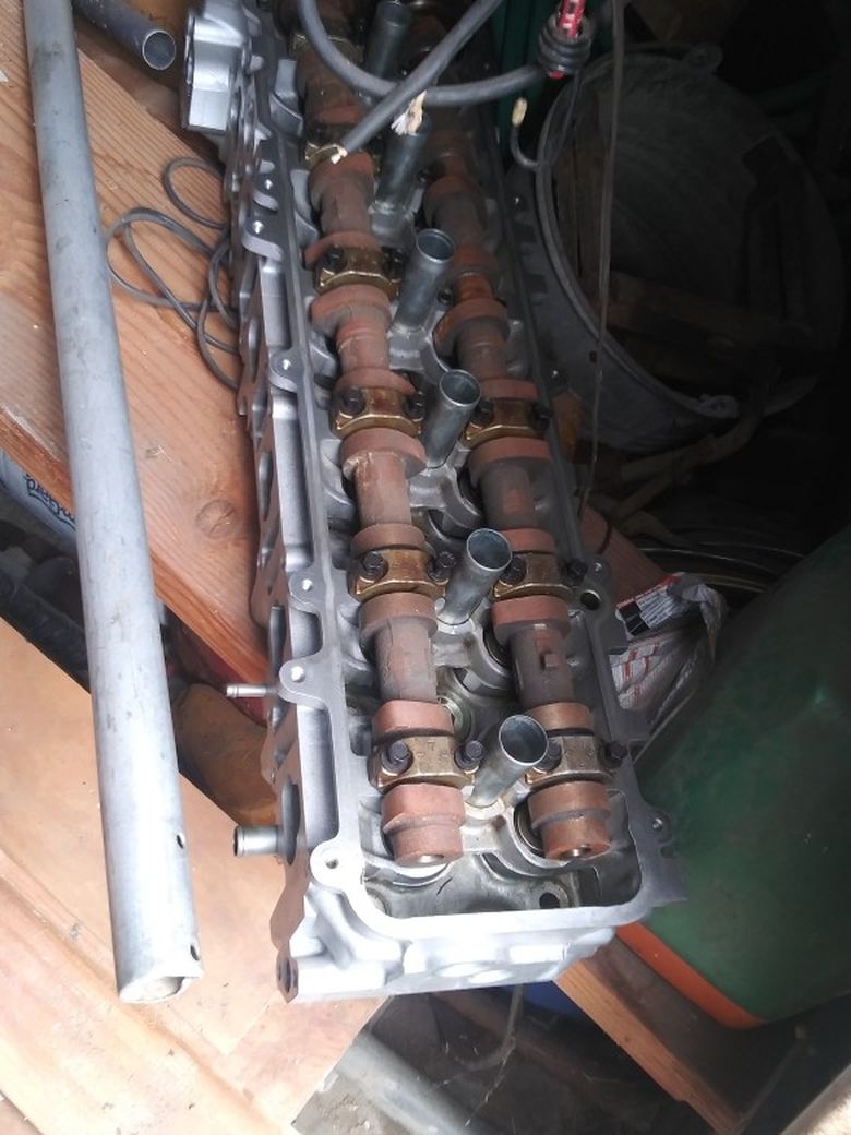 Toyota Land Cruser Cylinder Head