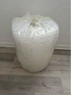 Brand New UBOXES Bubble Cushioning Wrap Roll – 130 ft x 12” – Large ½” Bubbles