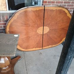 Antique Flame Mahogany Dining Table