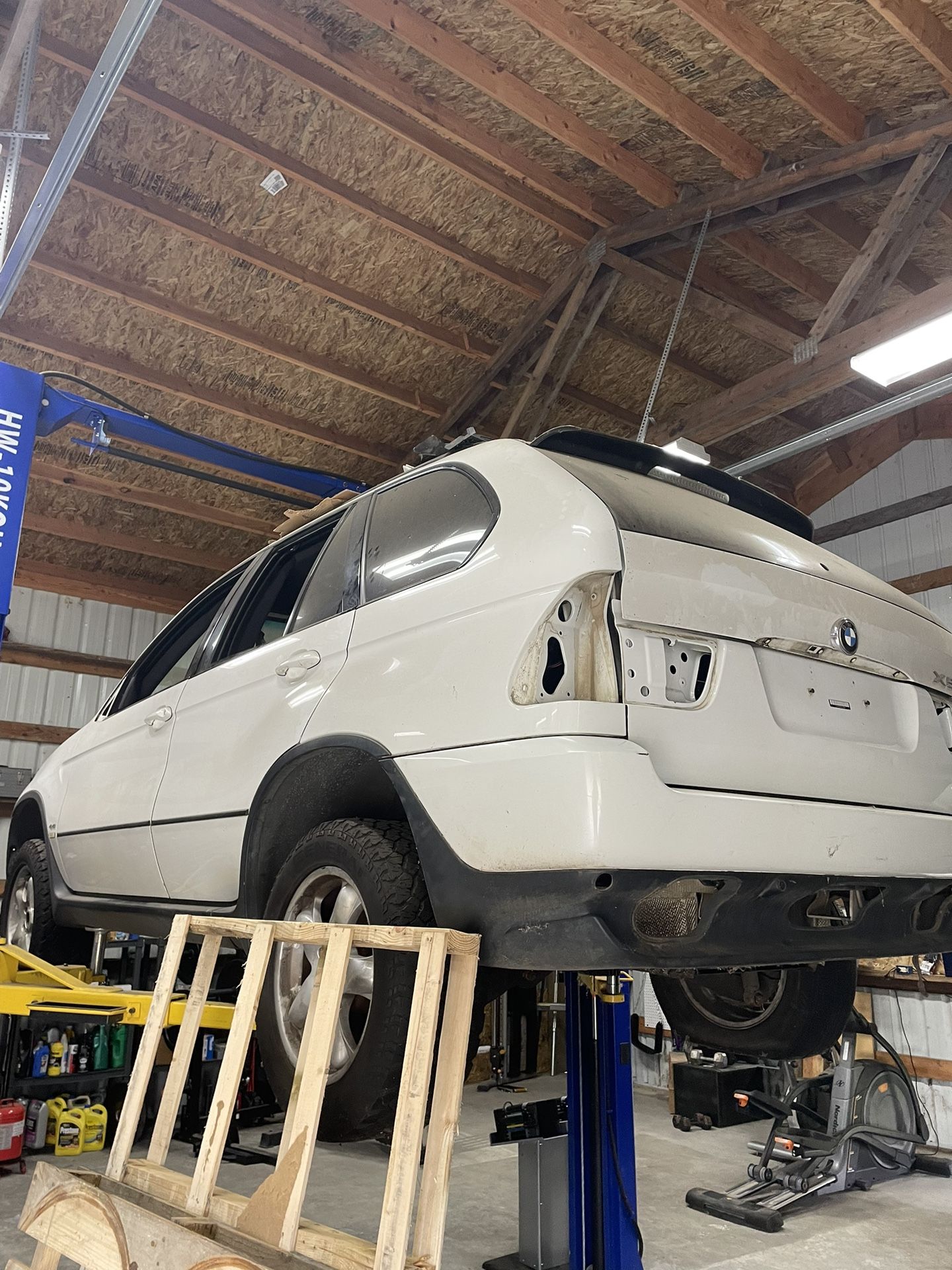 04 BMW X5 for parts
