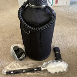 New 1 Gallon Double Insulated Water Bottle