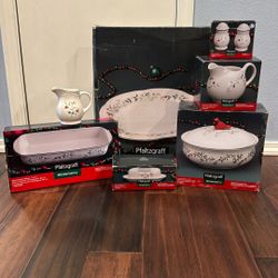 Pfaltzgraff Winterberry 