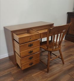 Vintage Ethan Allen secretary desk