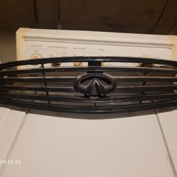 Infiniti G37 Coupe Oem Grill