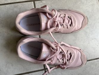 Women’s Shoes