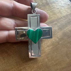 925 Sterling silver, Large Cross Pendant w/malachite heart, hallmarked 925 Mexico