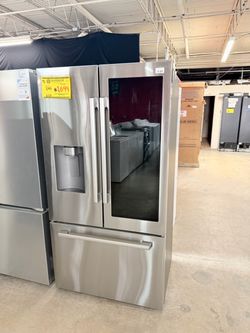 Stainless Steel French Door Refrigerator with Glass Window