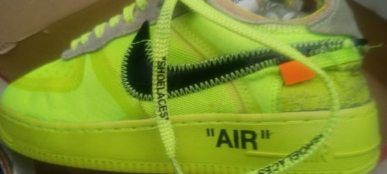 Off-White x Nike Air Force 1 Low 'Volt'