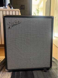 Fender Rumble 100 v3