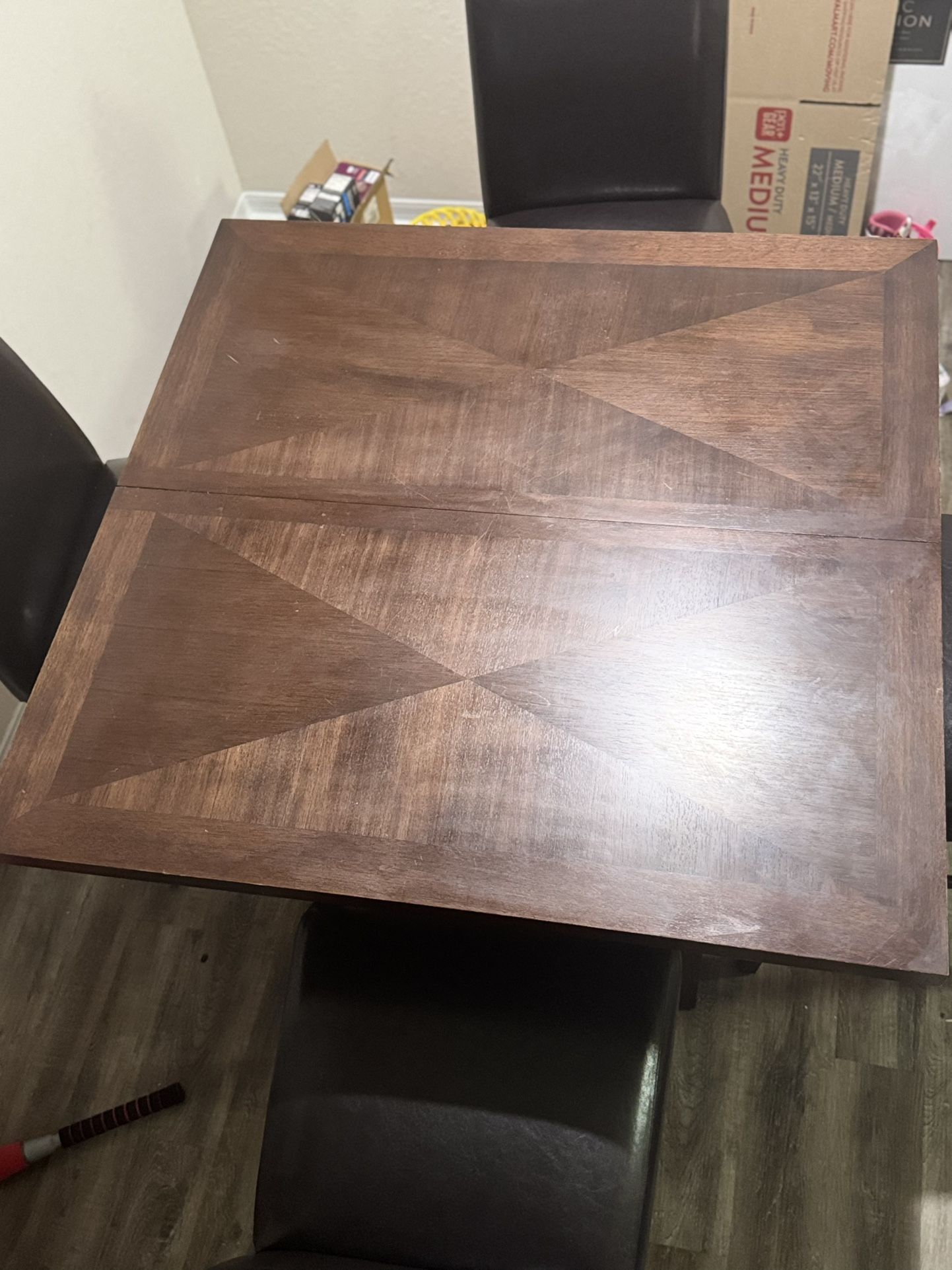 Table W/ 4 Chairs