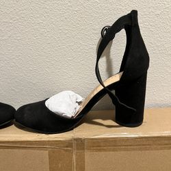 Size 6.5 Black High Heels. NEVER WORN
