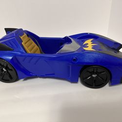 Mattel SNAP AND ATTACK BATMOBILE 