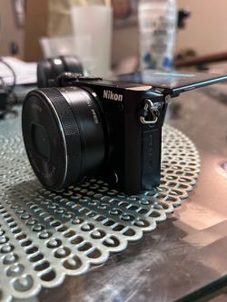 Nikon 1 J5 Mirrorless Camera