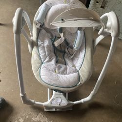 Baby Swing  ( Ingenuity) 