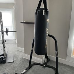 Everlast Punching Bag W Stand!!