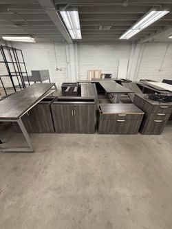 FREE***DESKS, CHAIRS, MISC OFFICE EQUIPMENT***FREE