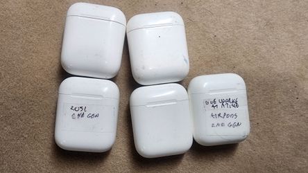 5 sets of airpods 2