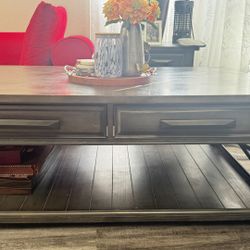  Coffee Table And Two Side Tables