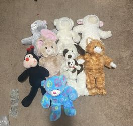 Build-a-Bear Workshop Stuffed Animals & Outfits