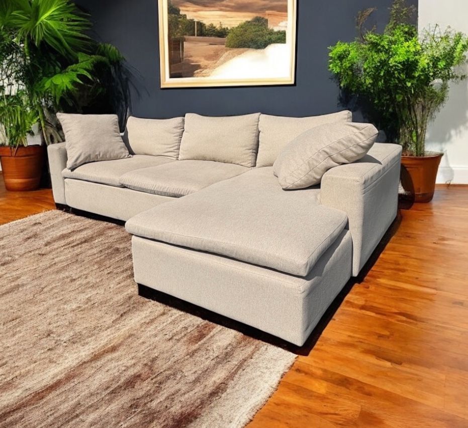 Beige Reversible Cloud Couch From living spaces 🛻Delivery Available🛻