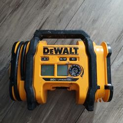 Dewalt Portable Air Inflator Tire Inflator Tool