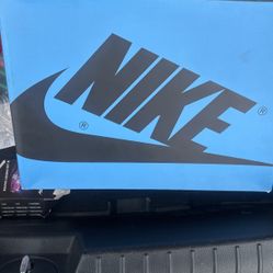 Air Jordan 1 University Blue