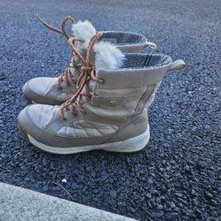 Columbia Omni-Heat Winter Boots Faux Fur Lined Women’s 9 Waterproof Snow Boots