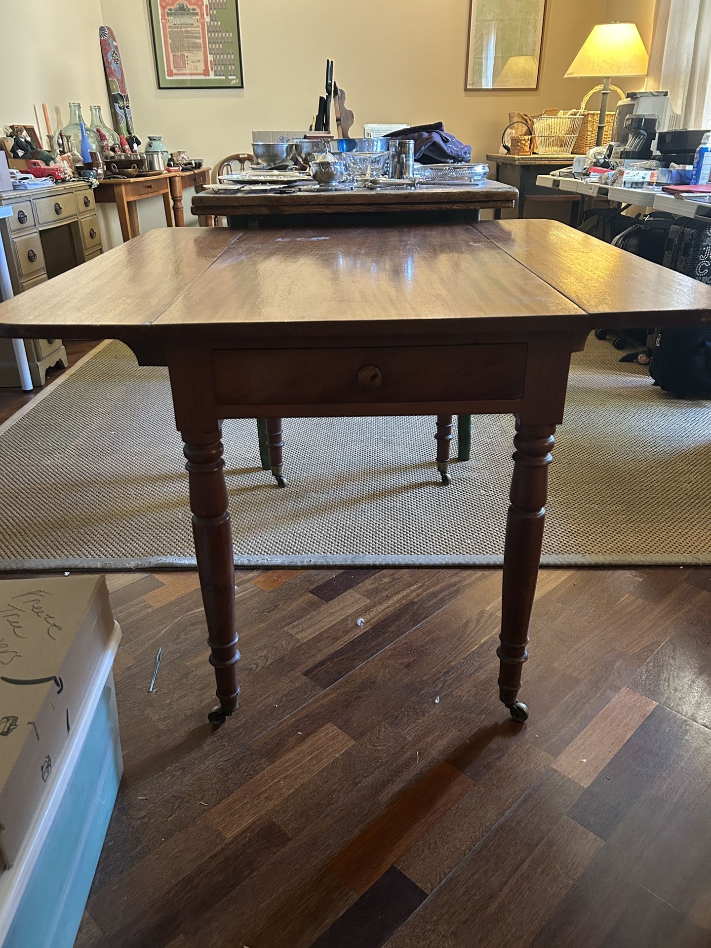 Vintage Table With Foldable Leaf