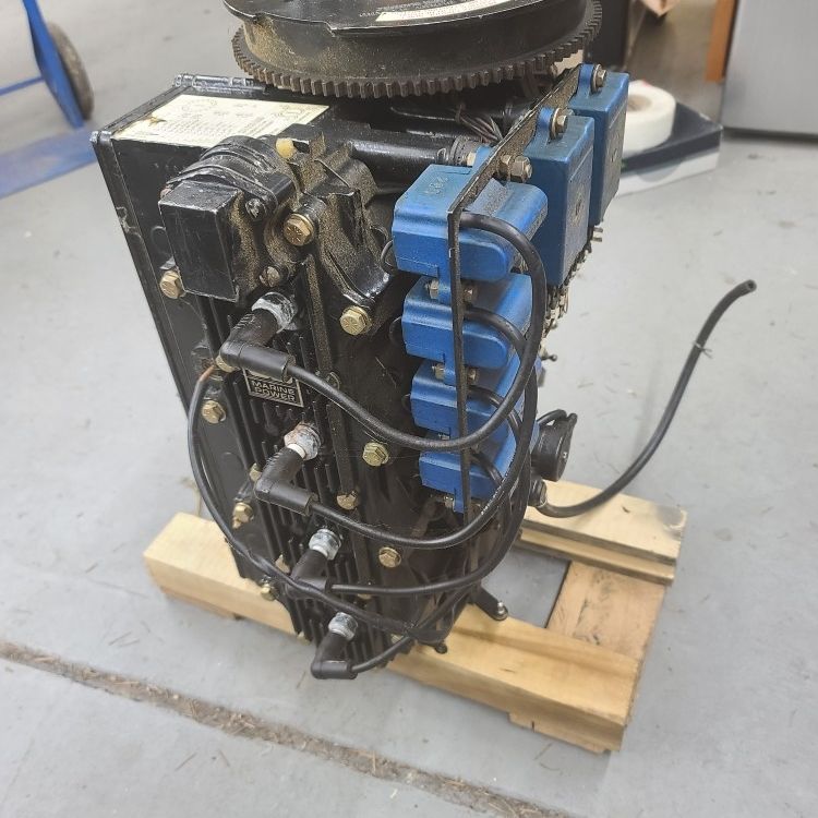 120HP Force Chrysler US Marine Rebuilt Engine