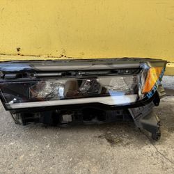 2023-2025 HONDA PILOT LH HEADLIGHT OEM