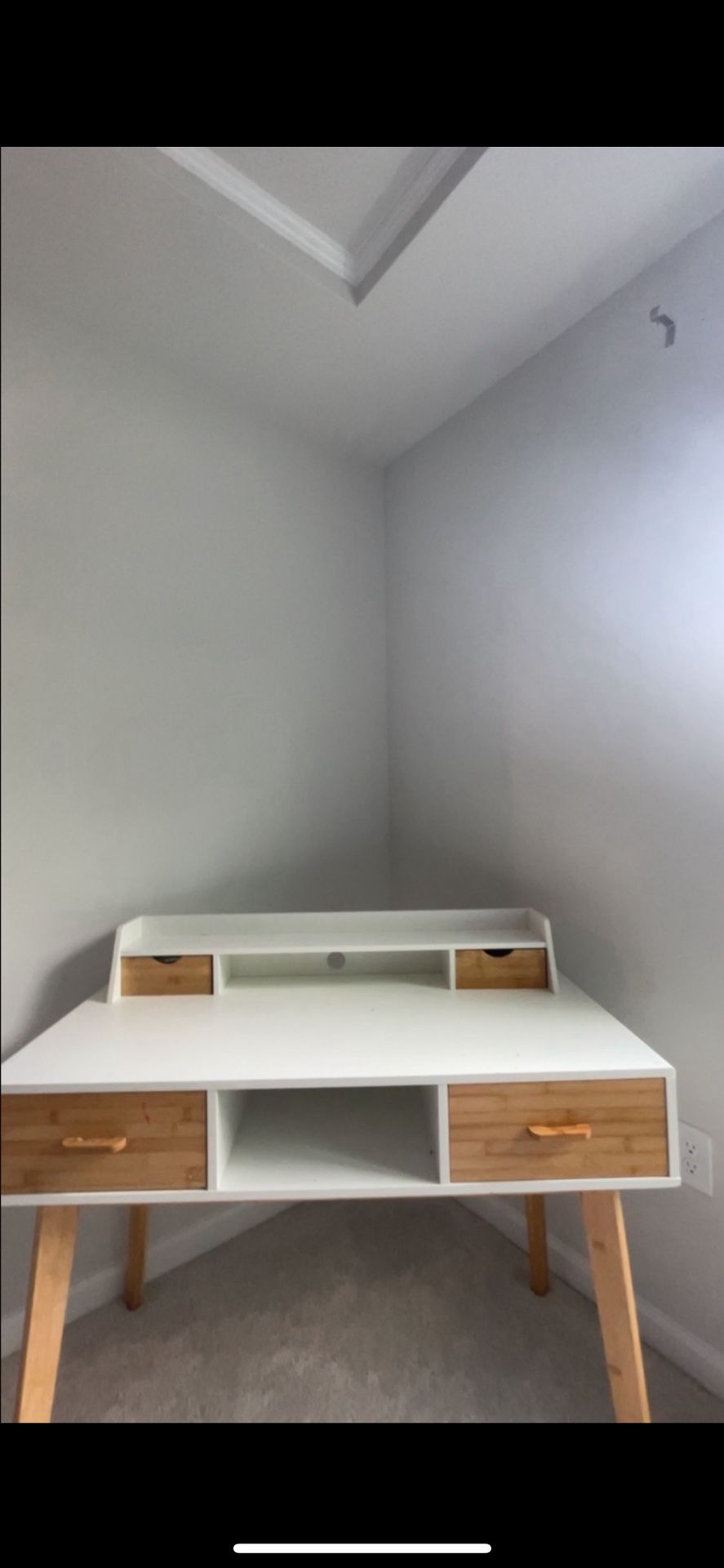 White & Brown Wooden Desk