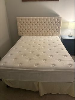 Full size bed
