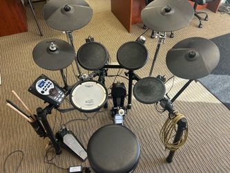 Roland TD 11 drum set