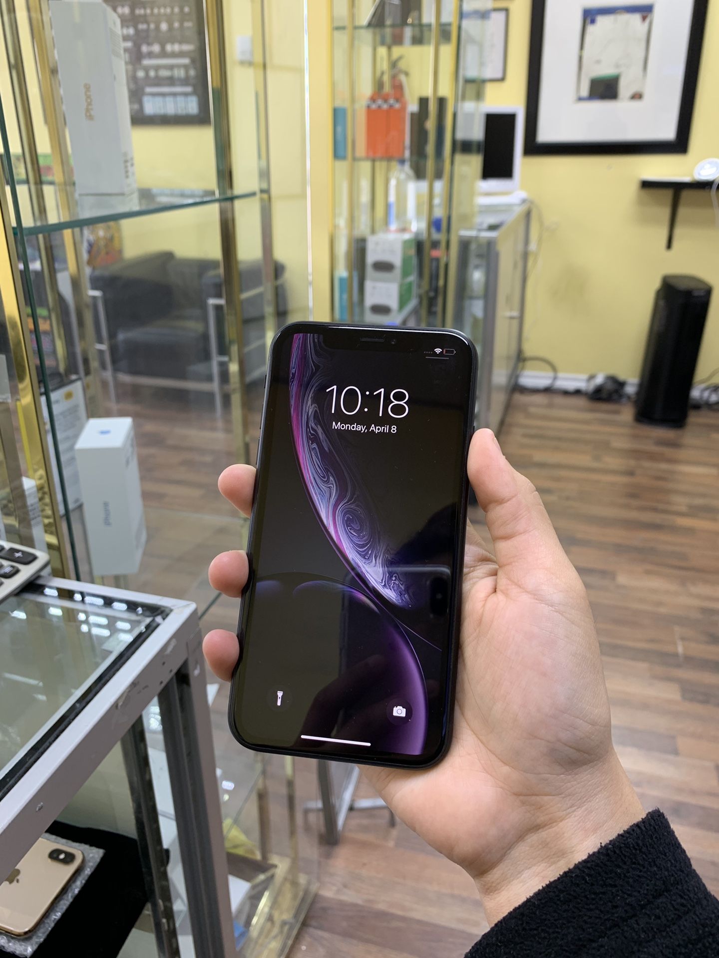 iPhone XR 64gb T-Mobile/Metro $600