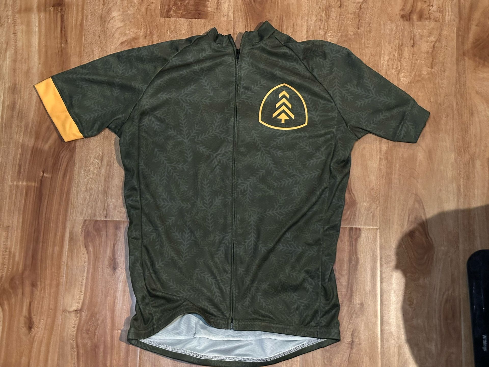 Twin Six Men’s Medium Cycling Jersey, Bike