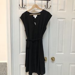 XL Motherhood Maternity Classic A-Line Chiffon-style Maternity Dress