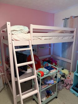 Vi+ Rae kids loft bed with built-in desk in great
