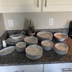 Johann Haviland Blue Garland 54pc Set