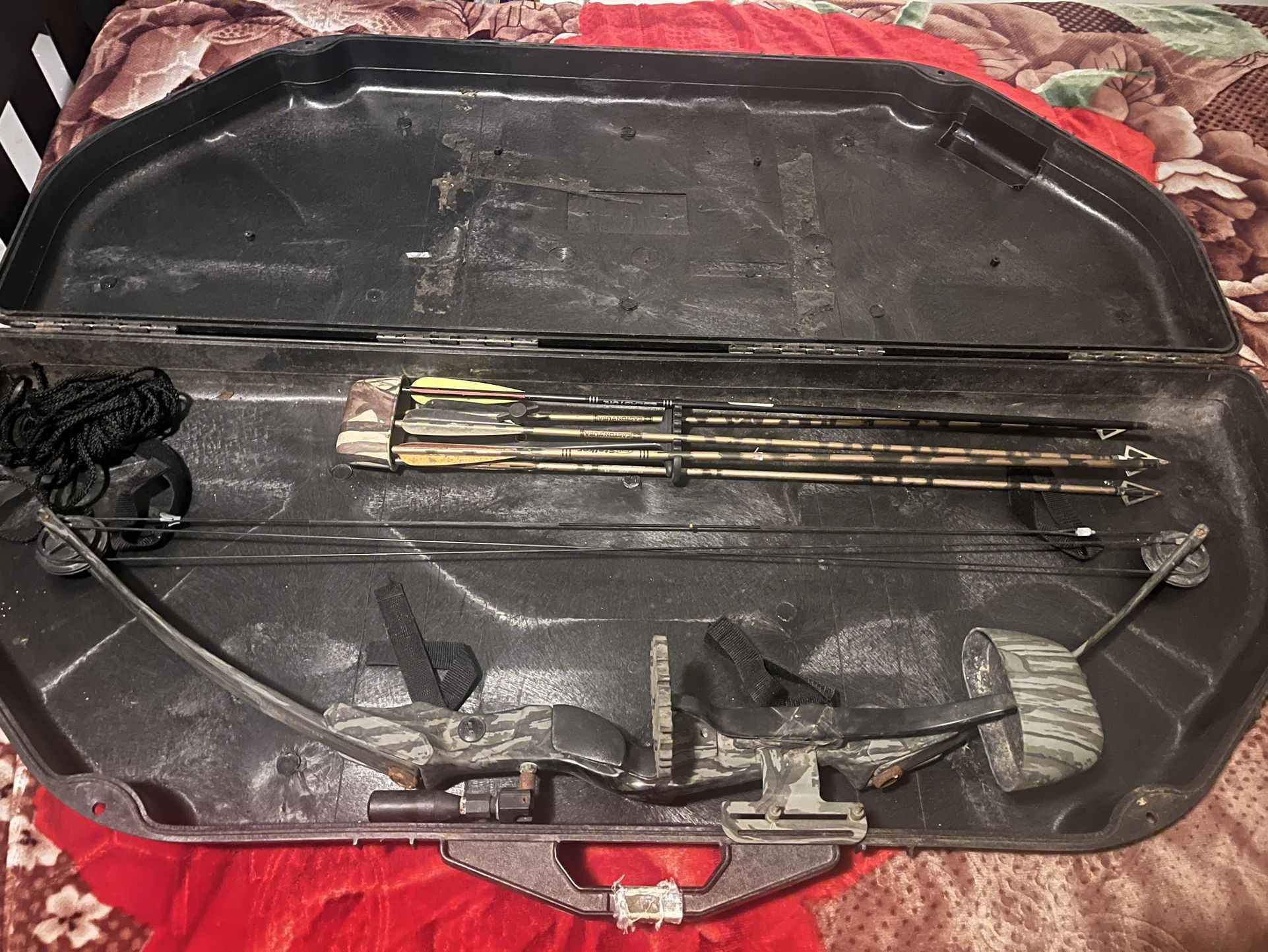 BEAR BOWN ARROW (USED)